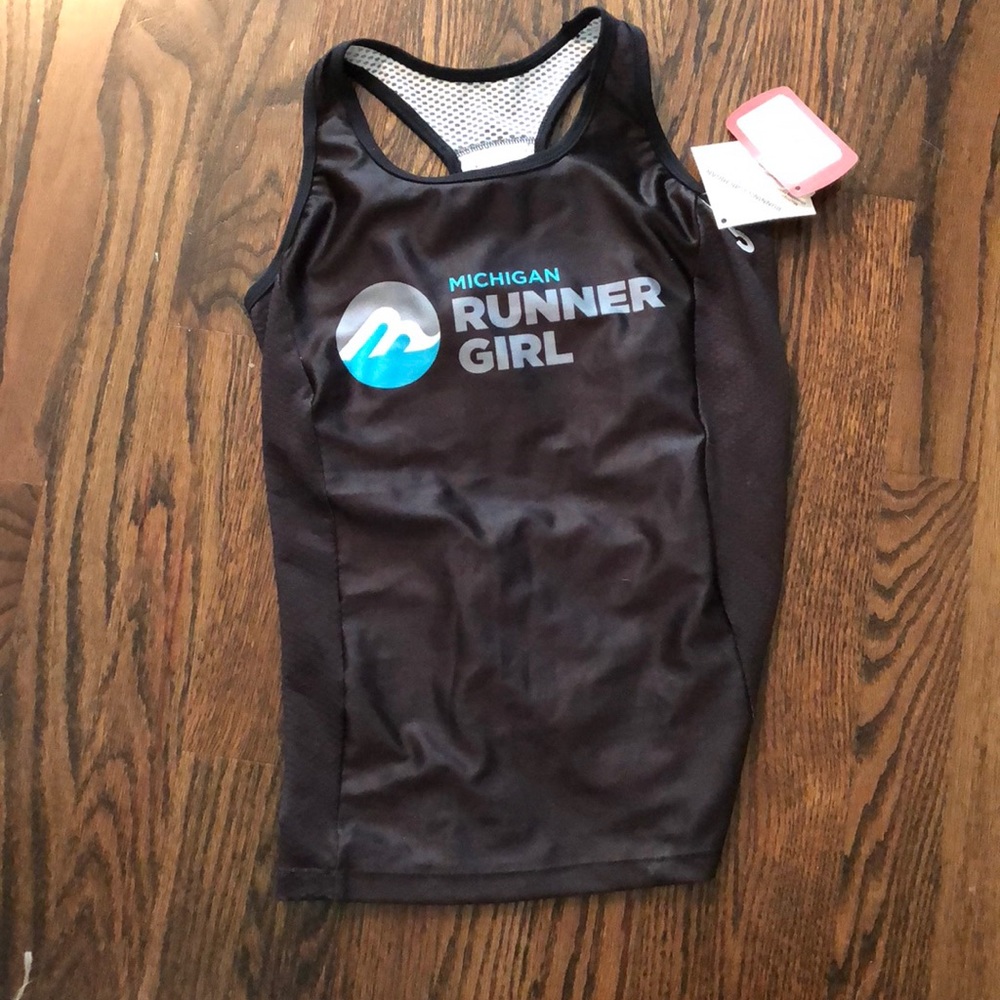 Athletic black tank-top